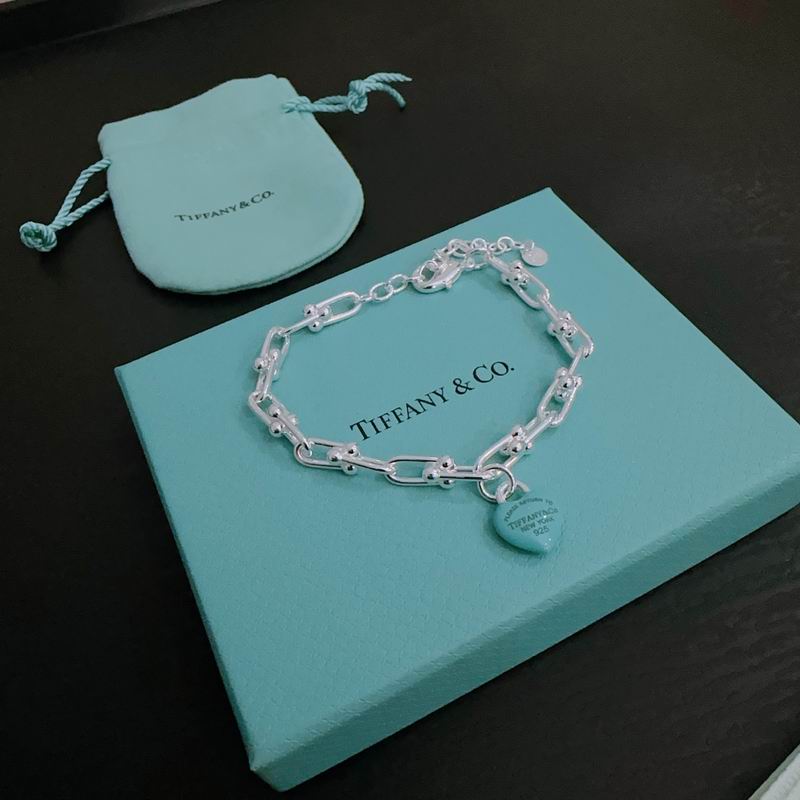 Tiffany bracelet 05yxh09